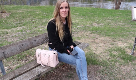 Stranger's Cock in Public Bushes – Risky Outdoor Blowjob